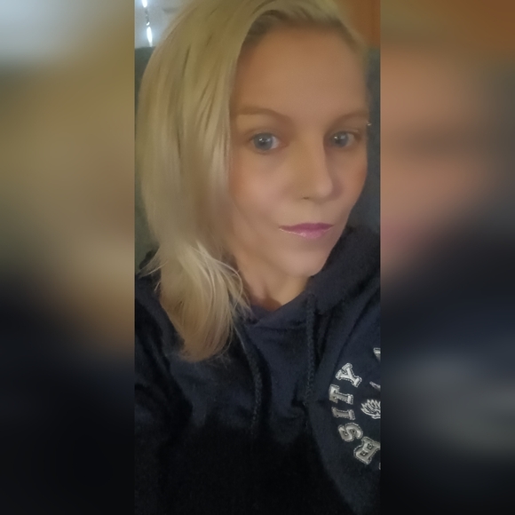 Meet your Posher, Sarah - Picture 7 of 11